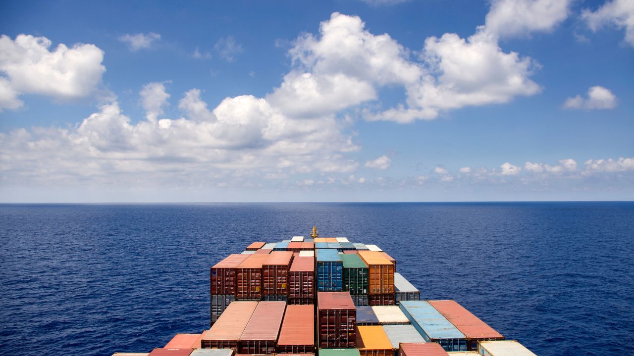 Top Benefits of Consolidated Shipping Services Dubai