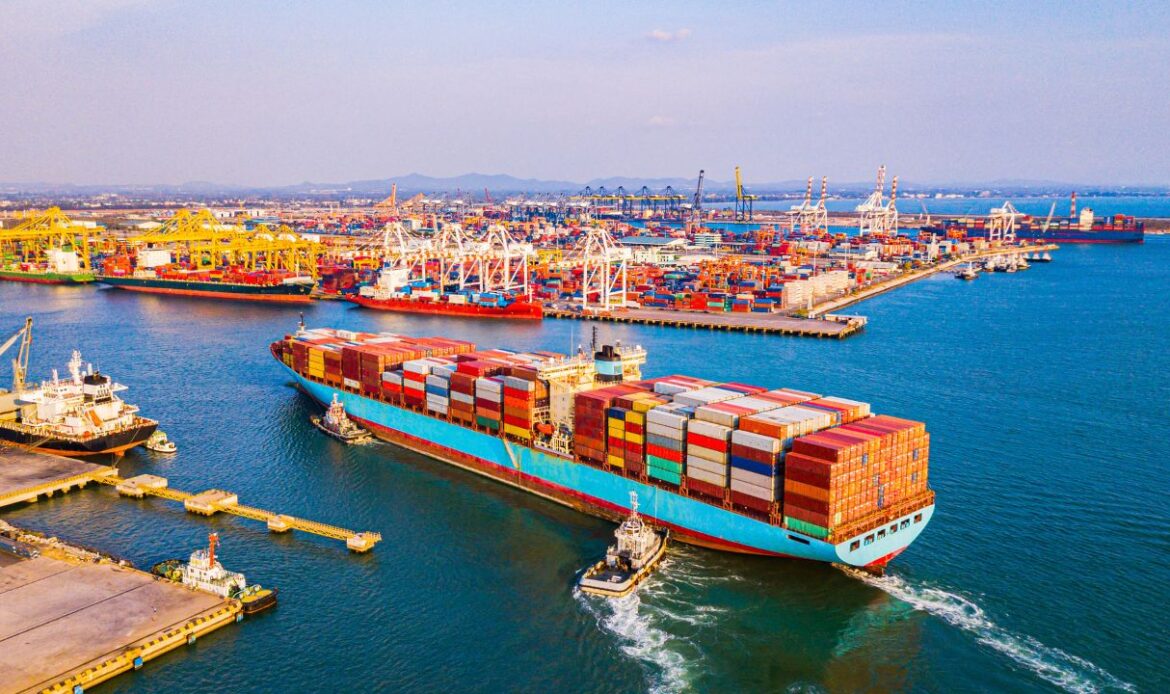 shipping services uae